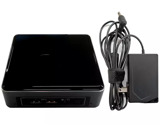 Windows10　ハード　Intel NUCキット NUC7i5BNK[BOXNUC7I5BNK](状態：本体+ACアダプタのみ、本体状態難)