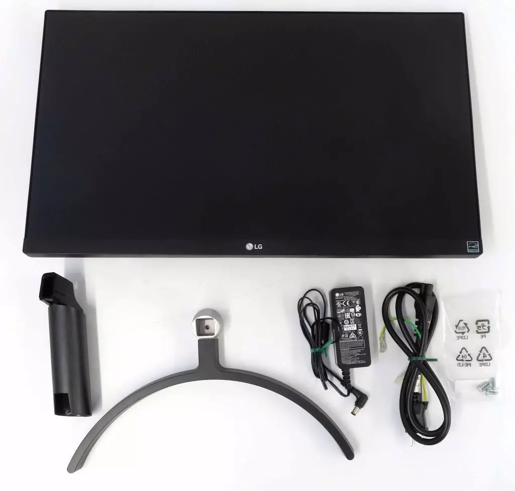 PCハード　LG 21.5インチ フルHD 3辺フレームレス液晶モニター[22MK600M-B]