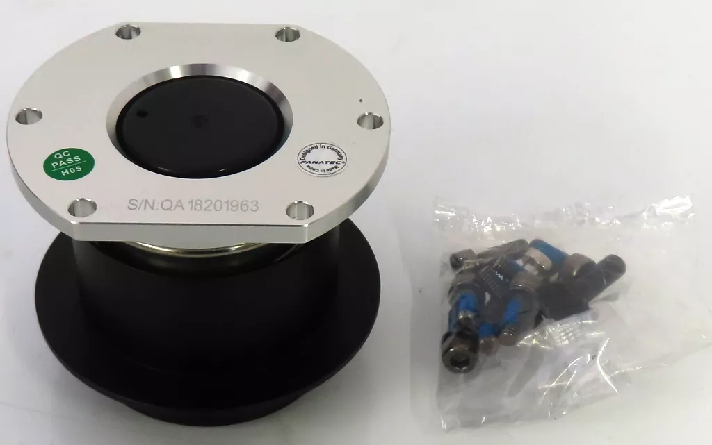 PCハード　FANATEC Clubsport Quick Release Hub Adapter Black[CSQRABLK]