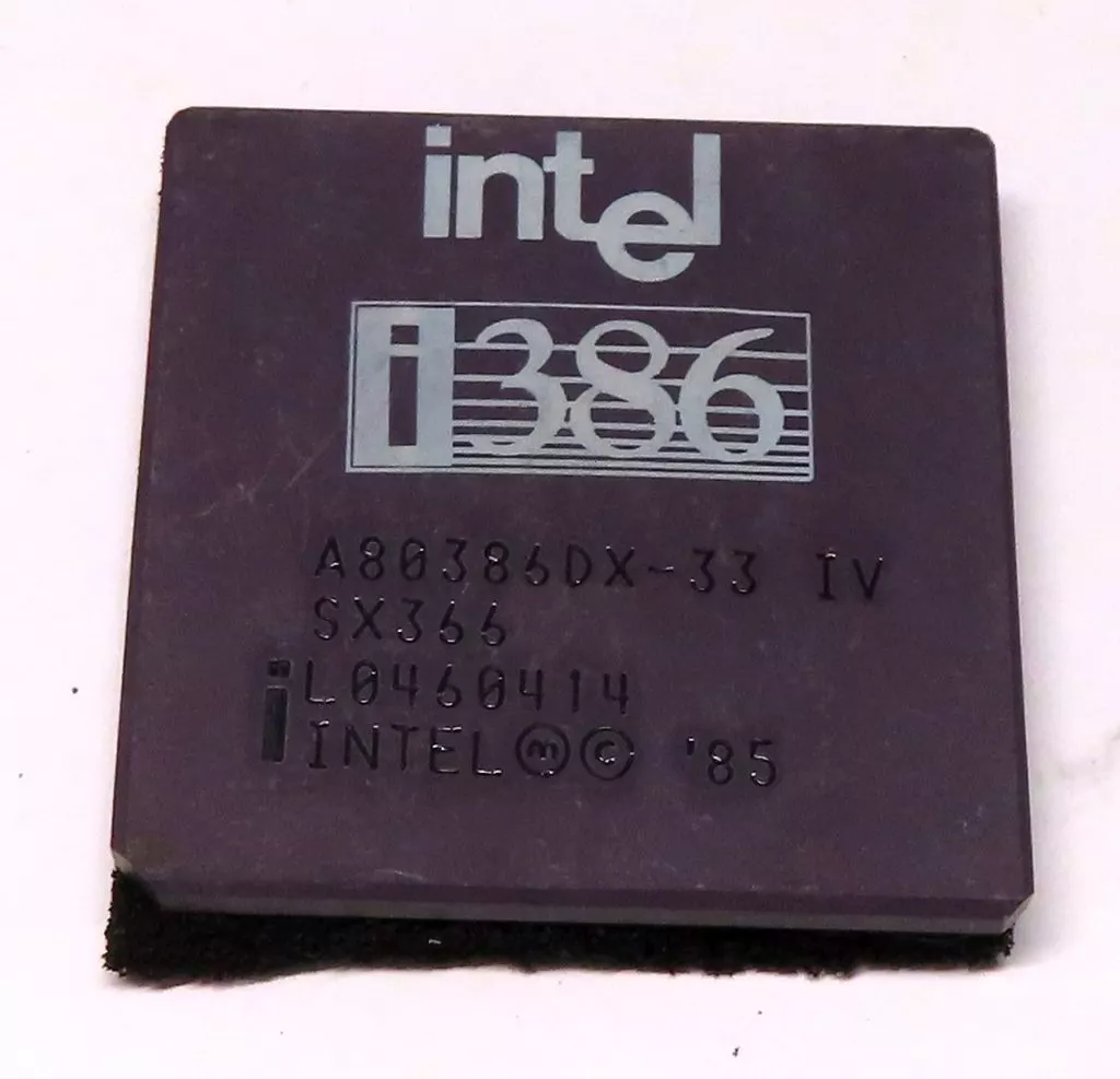 駿河屋 - Intel PC-386用CPU i386 33MHz[A80386DX-33 IV]（レトロPCハード）