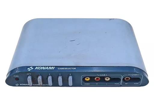 ファミコンハード　ゲームセレクタ(状態：本体のみ、本体状態難) 駿河屋 -<中古>ゲームセレクタ(状態：本体のみ、本体状態難