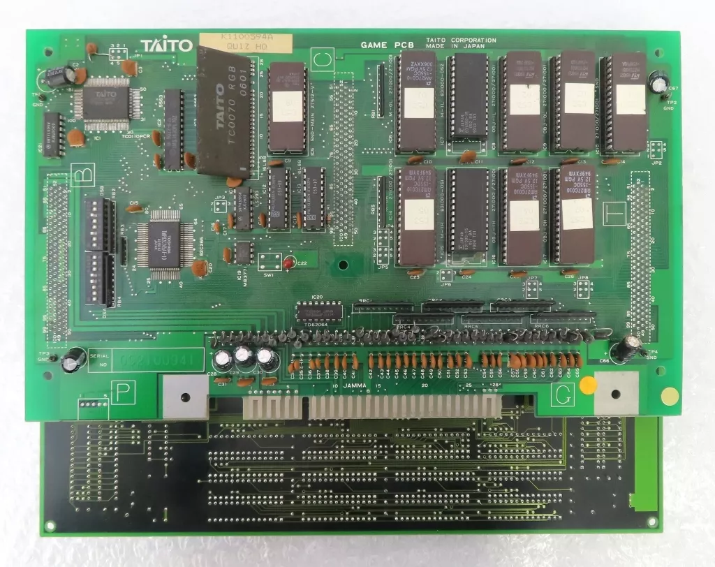 アーケード基板　クイズ H.Q. [基板のみ](マザーボード付)