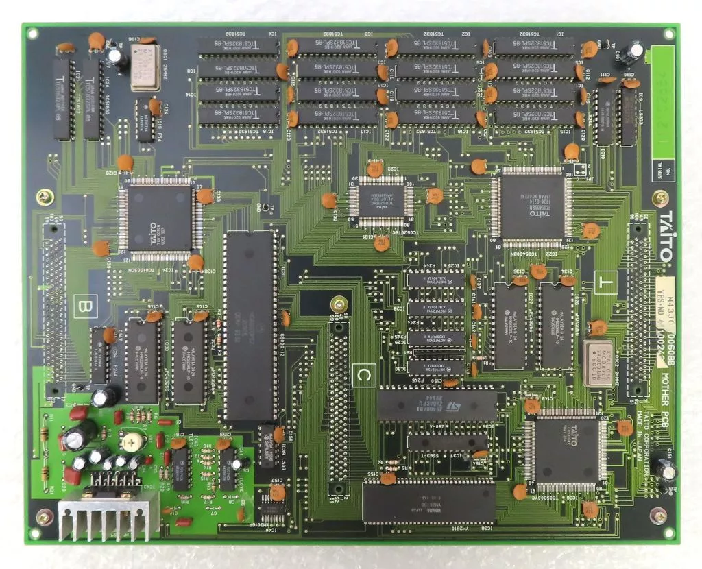 アーケード基板　プリルラ [基板のみ](マザーボード付) (状態：他ゲーム換装品※詳細は商品説明を御覧下さい)