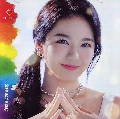 駿河屋 - 【買取】NiziU / Step and a step[WithU限定盤 (AYAKA盤