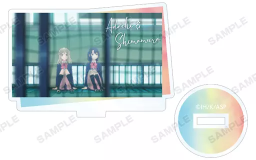 安達＆しまむら(横並び/座る) 「安達としまむら トレーディングアクリルスタンド」_image