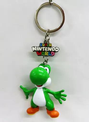 ヨッシー(仁王立ち) キーチェーン 「スーパーマリオ」 ユニバーサル・スタジオ・ジャパン スーパーニンテンドーワールド限定