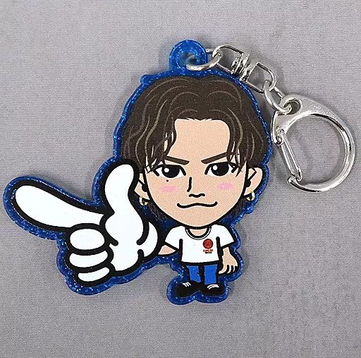 登坂広臣　グリッターキーホルダー⑧ 登坂広臣グリッターキーホルダー - メルカリ