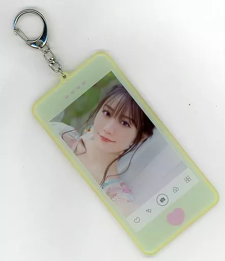 小倉唯 スマホ風アクリルキーリング B(カメラ ver.) 「小倉唯 LIVE 2021『#Re LOVEcall』」