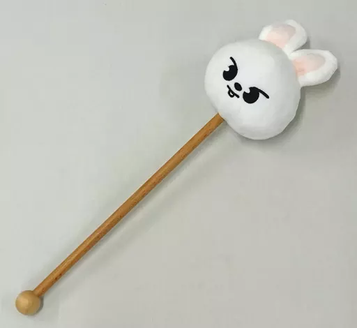 StrayKids Leebit SKZOOオリジナル ぬいぐるみ 肩たたき棒 駿河屋 -<中古>リノ SKZOO 肩たたき棒 Leebit 「Stray Kids 5