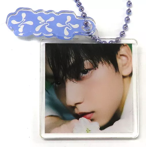 スビン アクリルキーリング SURRENDER Ver. 「TOMORROW X TOGETHER POP-UP STORE 『SWEET』」