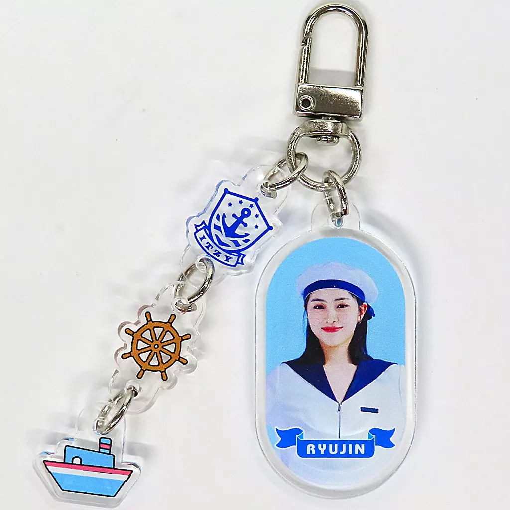 リュジンキーホルダー 駿河屋 -<中古>リュジン(ITZY) アクリルフォトキーホルダー 「JYP