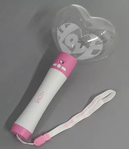 雑貨　イコールラブ(=LOVE) Official Heart Stick(ペンライト) 「=LOVE 6th ANNIVERSARY PREMIUM CONCERT」