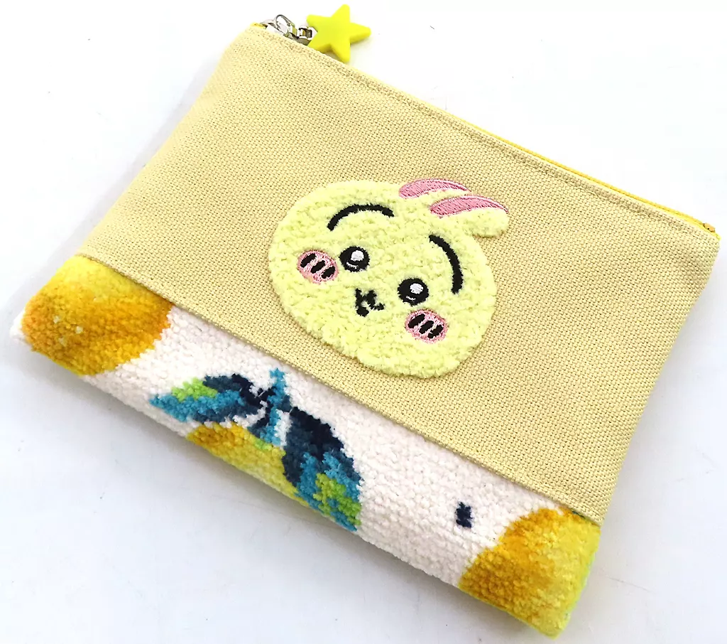 バッグ　うさぎレモンドット 刺繍ポーチ 「ちいかわ なんか小さくてかわいいやつ×LOVERARY BY FEILER」