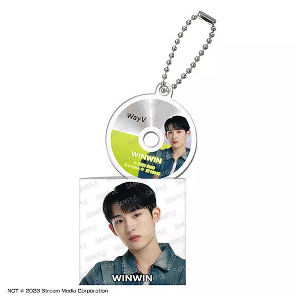 WINWIN 「WayV CD風アクリルチャーム」
