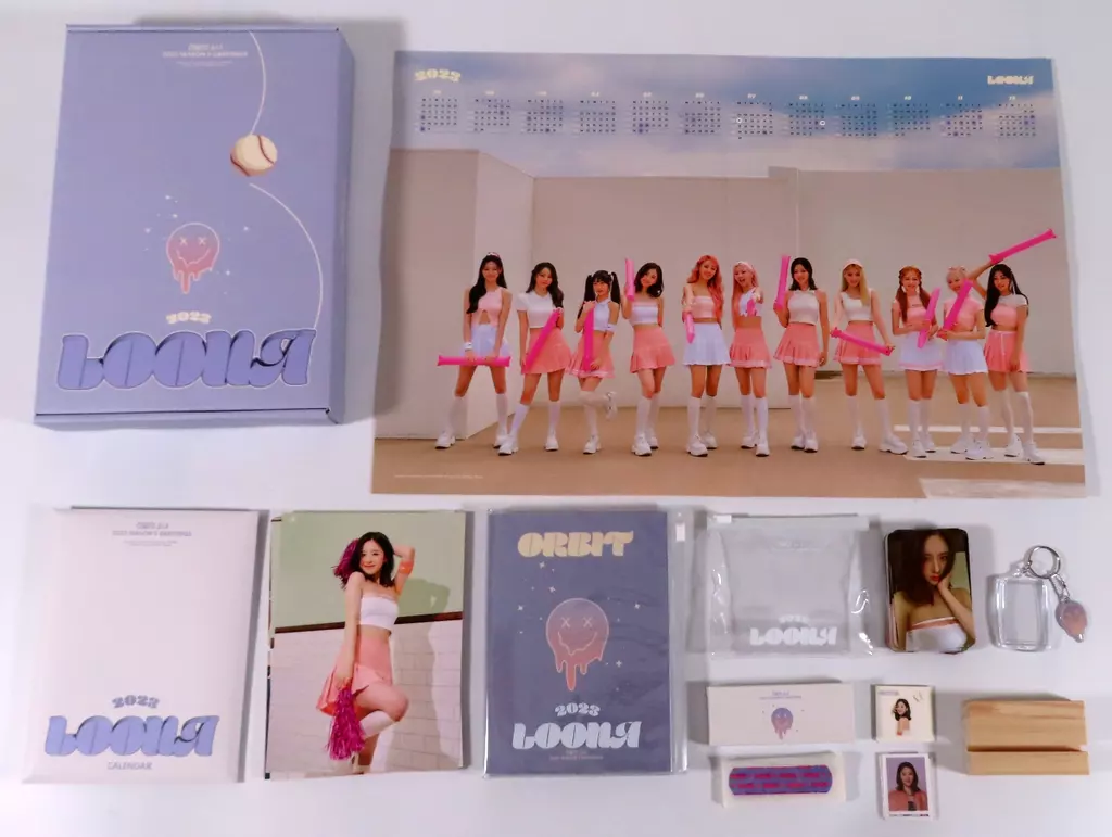 グッズセット　LOONA 2023 SEASON’S GREETINGS