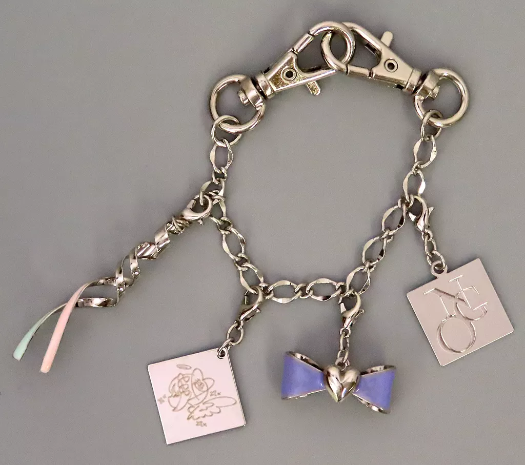 モチーフ バッグチャーム 「NEEDY GIRL OVERDOSE ニディガ東西POPUPSTORE」