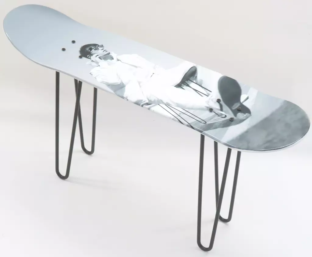 雑貨　伊万里有 U imari SK8 chair(スケートチェアー) WHITE 受注販売限定