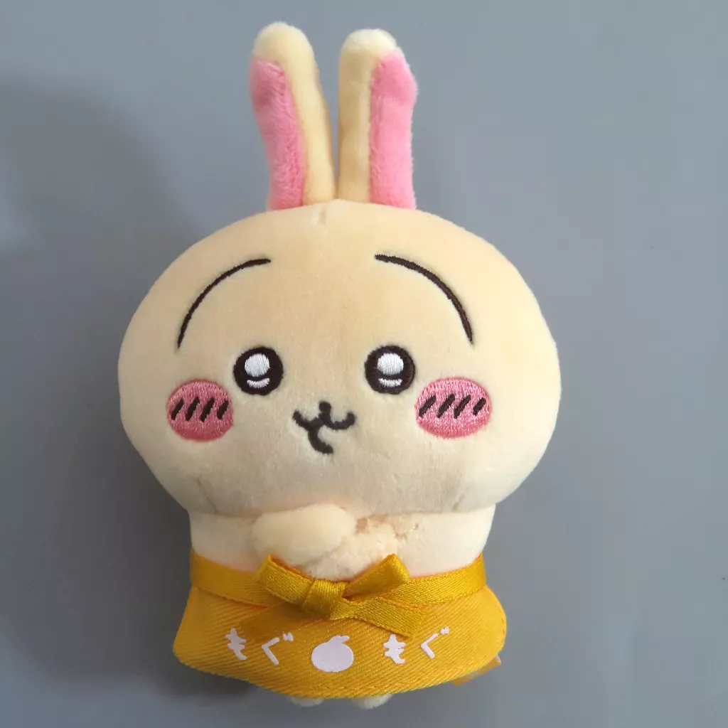 うさぎ 店員さんなマスコット 「ちいかわ なんか小さくてかわいいやつ」 ちいかわもぐもぐ本舗限定