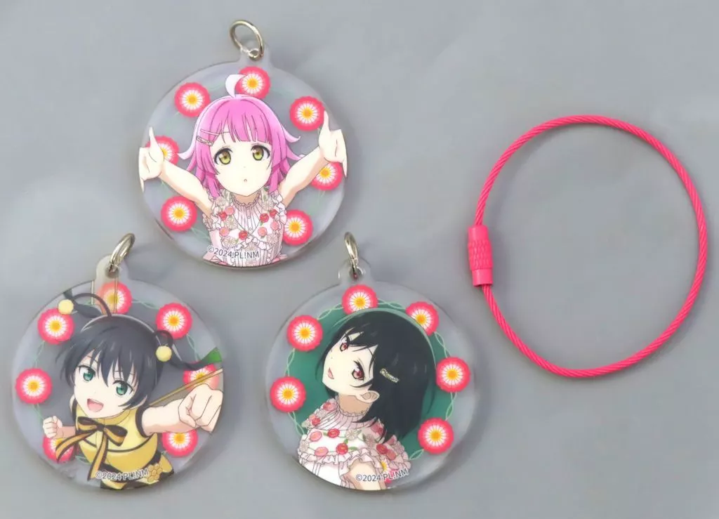 天王寺璃奈＆三船栞子＆高咲侑 アクリルチャームセット 「ラブライブ!虹ヶ咲学園スクールアイドル同好会 FLOWER MUSIC LIVE Boooooom Boooooom Bee!!」