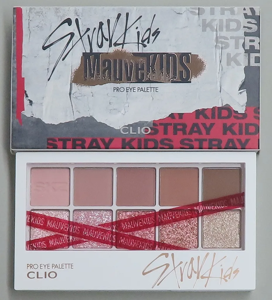 コスメ・衛生用品　Stray Kids プロアイパレット ストレイキッズ リミテッド(101モーヴキッズ) 「CLIO×Stray Kids」