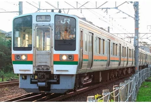 鉄道模型　1/150 JR 211系5000番台 静岡車両区LL16編成 3両編成セット 動力付き [30478]