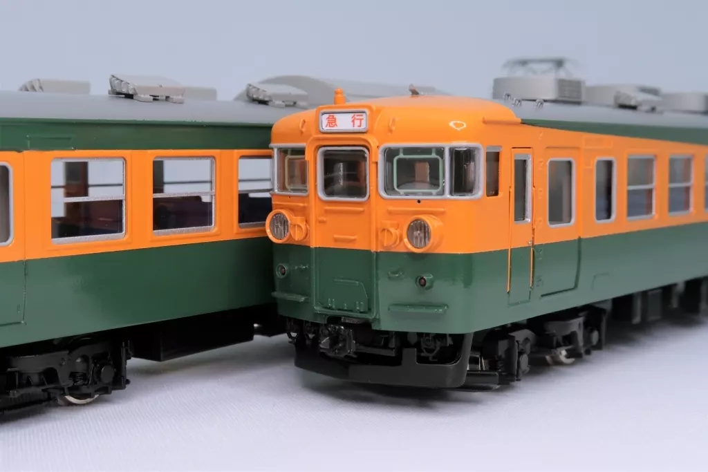 HOゲージ 1/80 国鉄165系 新製冷房車 (クモハ165+モハ164-800+クハ165) 3両編成セット [1-165-71]