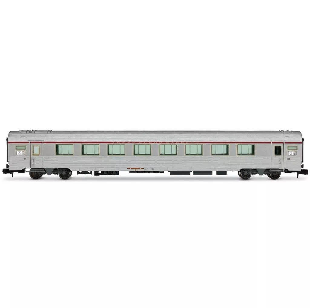 鉄道模型　1/160 SNCF. TEE ”Mistral” (Nice-Paris). A8u coach. silver. ep. IV [HN4502]