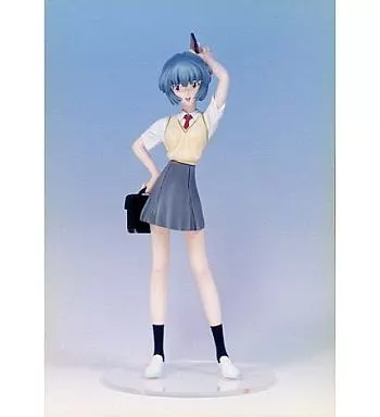 新世紀エヴァンゲリオン 綾波レイ 制服版2 1/8スケール ガレージキット未組立 駿河屋 -<中古>綾波レイ 制服ば～じょん2「新世紀エヴァンゲリオン」 1