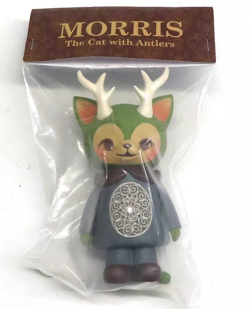 フィギュア　MORRIS -モリス-(ワッペンコート/グレー) 「Morris The Cat with Antlers」 ソフビフィギュア