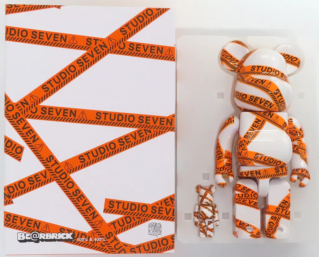 フィギュア　BE＠RBRICK-ベアブリック- BE＠RBRICK×STUDIO SEVEN 100% ＆ 400%