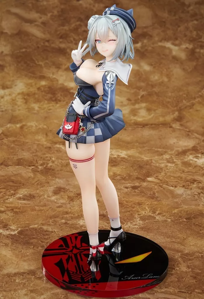 こ*し様 【新品未開封】アズールレーン ヤーデ 1/7 完成品フィギュア 1／7 『アズールレーン』 ヤーデ (塗装済み完成品フィギュア