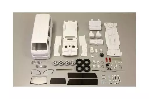 プラモデル　1/18 トヨタ ハイエース 組立キット 「SAMURAIシリーズ」 [KSR18003K]