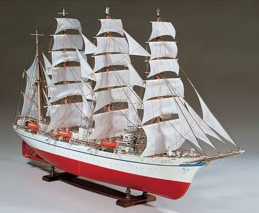 1/80 日本丸 木製キット [35147]