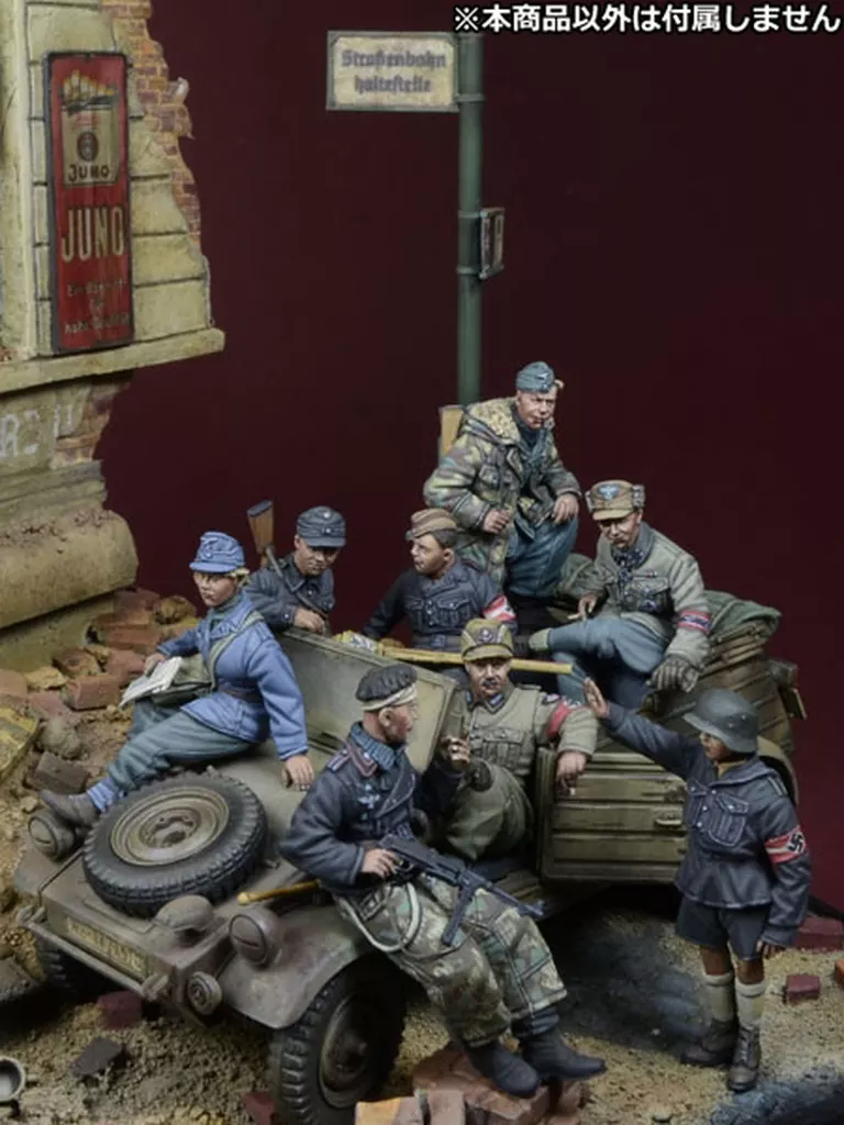 プラモデル　1/35 WWII ザ・ラスト・キューベルワーゲン ドイツ ベルリン1945 ビッグセット(8体入) レジンキャストキット [DD35240]