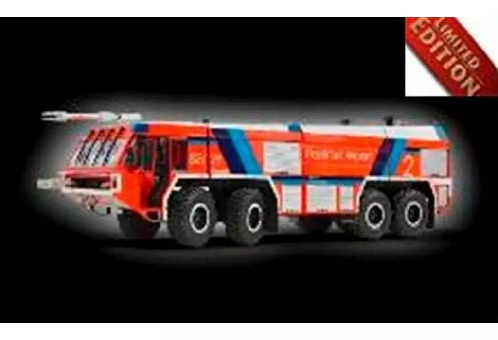 1/24 GLFL Simba 8 x 8 消防車 リミテッドエディション [07747]