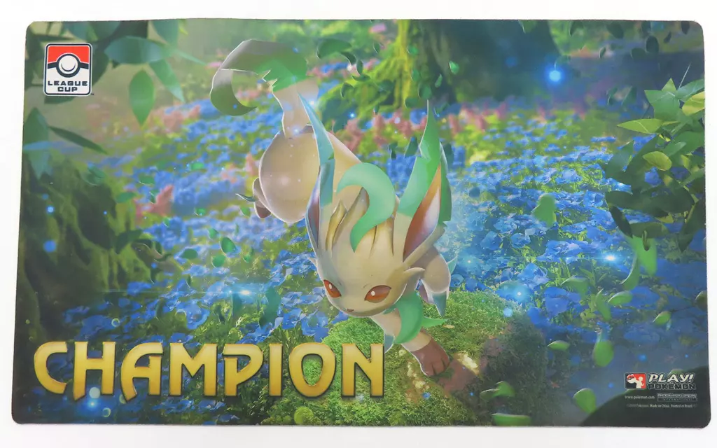 ポケモンカードゲーム 英語版 プレイマット リーフィア League Cup 2018 CHAMPION -リーグカップ 2018 チャンピオン-