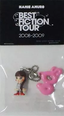 安室奈美恵(60s) フィギュアストラップ 「namie amuro BEST FICTION tour 2008-2009」