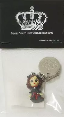 安室奈美恵 フィギュアストラップC 「namie amuro PAST＜FUTURE tour 2010」
