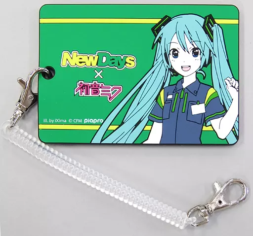 NewDays 初音ミク ラバー パスケース NewDays制服 未開封 未使用 NewDays 初音ミク ラバー パスケース NewDays制服 未開封 未使用