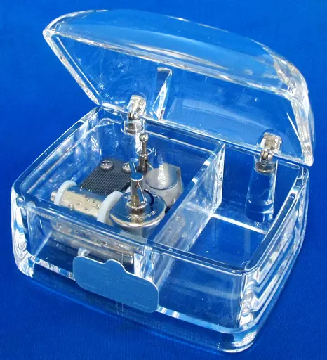 ZAREDのクリスタルオルゴール 揺れる想い 揺れる想い/ZARD【オルゴール】 (大塚製薬「ポカリスエット」CMソング