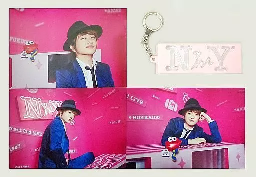 Nissy(西島隆弘) 可愛いと思ってたから持ち歩けて嬉しいー!しかもちゃんと光る～☆NissYライトキーホルダー(ポストカード3枚付き) 「Nissy Entertainment SHOP＆CAFE」
