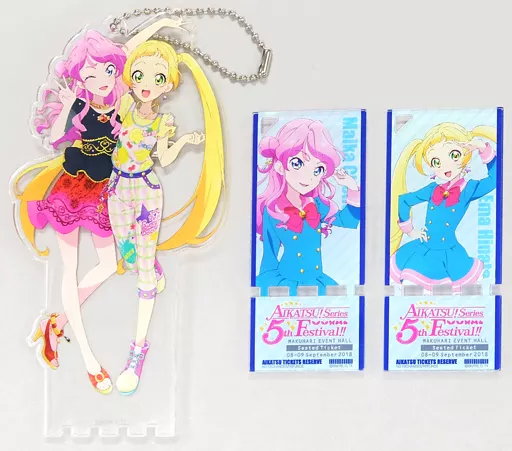 蝶乃舞花＆日向エマ アクリルバッジスタンドキーホルダー ver. 5th FES 「アイカツ!シリーズ 5thフェスティバル!!」
