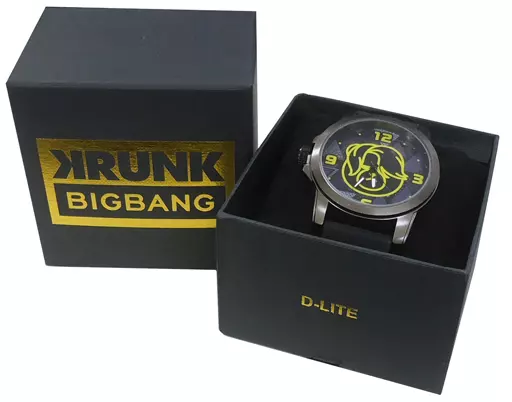 駿河屋 -<中古>D-LITE ウォッチ -FXXK IT ver.- 「KRUNK×BIGBANG