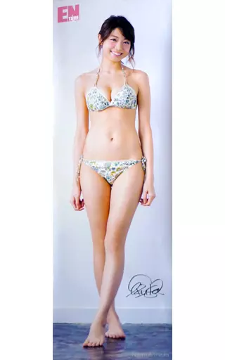 駿河屋 - 【買取】等身大ポスター中村静香 月刊エンタメ2015年2月号