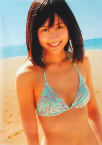 駿河屋 -<中古>B3キラキラクリアポスター 前田敦子 「写真集