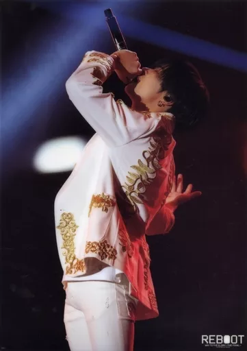 駿河屋 -<中古>A3ライブフォトクリアポスター 川村壱馬 「Blu-ray/DVD