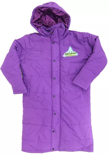 美品 ももいろクローバーZ 高城れに ゲレンデヒロイン 脱寒ベンチコート Z 美品 ももいろクローバーZ 高城れに ゲレンデヒロイン 脱寒ベンチ