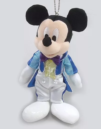 ミートミッキー ナイトフォールグロウ　ミッキー　ぬいぐるみバッジ　5種　タグ付き 雨の日限定のミニパレード「ナイトフォール・グロウ」グッズを3個紹介