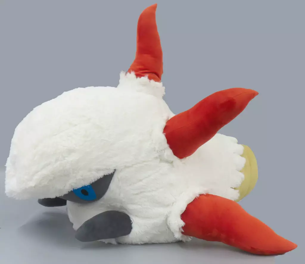 等身大メラルバ ぬいぐるみ 「ポケットモンスター」 ポケモンセンター限定