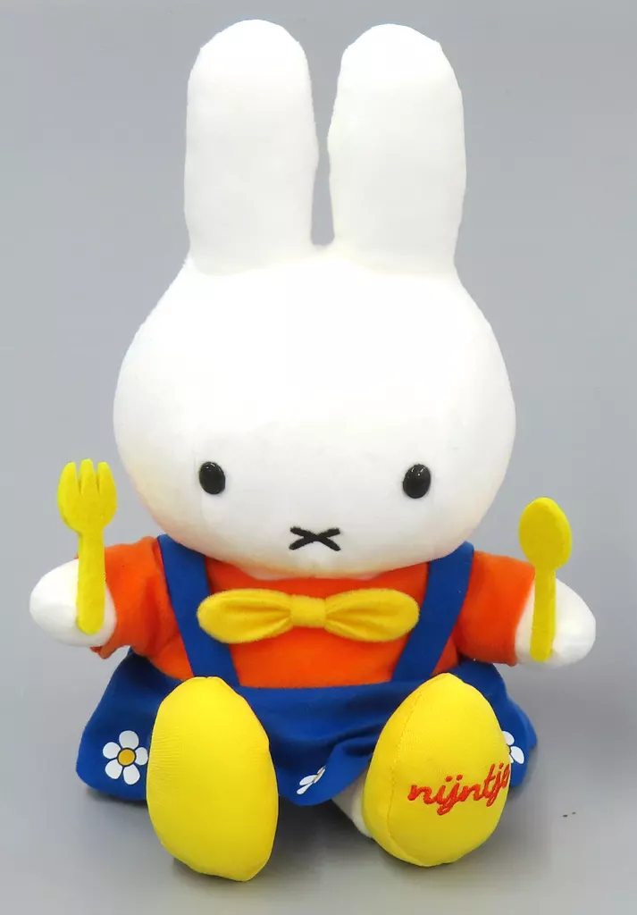 ぬいぐるみ　ミッフィー ナインチェカフェぬいぐるみ 「ミッフィー」 ハウステンボス限定